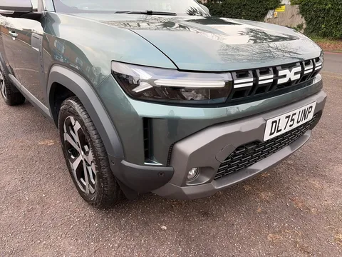 DL75UNP Dacia Duster 1.6 Hybrid 140 Journey 5dr Auto Thumbnail #14
