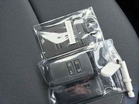 DL75UNP Dacia Duster 1.6 Hybrid 140 Journey 5dr Auto Thumbnail #33