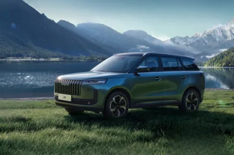 1 of 2 for JAECOO 5 1.6T Pure 5dr 7DCT