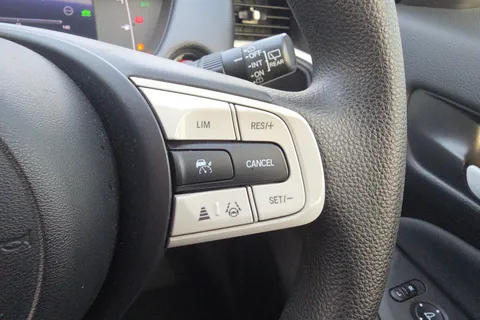 19 of 36 for Honda Jazz 1.5 i-MMD Hybrid SE 5dr eCVT