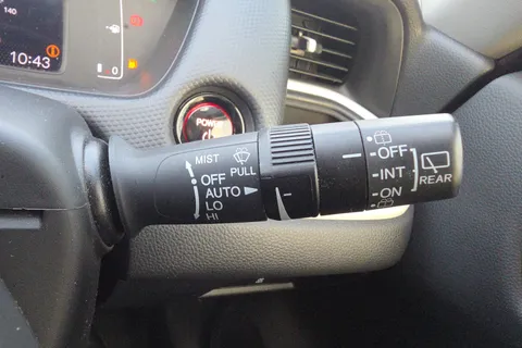 23 of 36 for Honda Jazz 1.5 i-MMD Hybrid SE 5dr eCVT