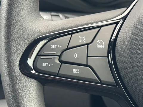 DL75VSC Renault Master MM35 Blue dCi 150 Advance Medium Roof Van Thumbnail #14