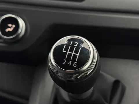 DL75WCU Renault Master MM35 Blue dCi 150 Advance Medium Roof Van Thumbnail #18