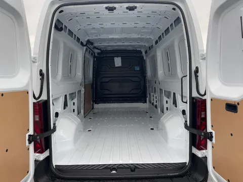 DL75WCV Renault Master MM35 Blue dCi 150 Advance Medium Roof Van Thumbnail #5