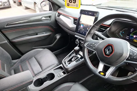 12 of 40 for Renault ARKANA 1.6 E-TECH Hybrid 145 R.S. Line 5dr Auto