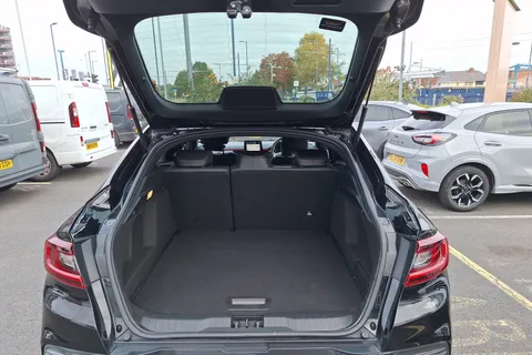 26 of 40 for Renault ARKANA 1.6 E-TECH Hybrid 145 R.S. Line 5dr Auto