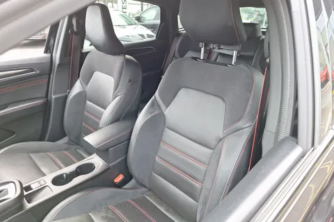 36 of 40 for Renault ARKANA 1.6 E-TECH Hybrid 145 R.S. Line 5dr Auto