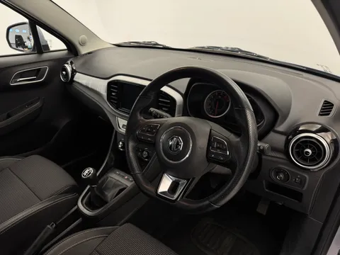 DY72VUF Mg Motor Uk Mg3 1.5 VTi-TECH Exclusive 5dr [Navigation] Thumbnail #9