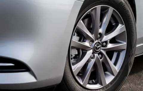  Mazda Mazda3 2.5 e-Skyactiv G MHEV [140] Centre-Line 5dr Thumbnail #6