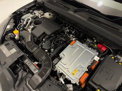 23 of 32 for RENAULT ARKANA 1.6 E-Tech FHEV 145 Techno 5dr Auto