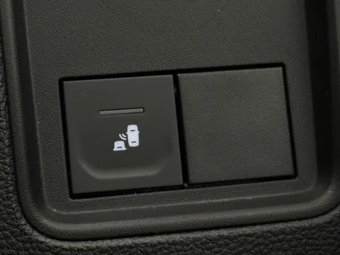 DU23ZYA Dacia Duster 1.0 TCe 90 Journey 5dr Thumbnail #28