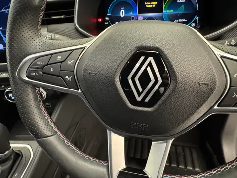 DP73AEY Renault Clio 1.6 E-TECH full hybrid 145 Esprit Alpine 5dr Auto Thumbnail #25