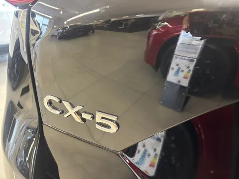 DL75YTB Mazda CX-5 2.0 e-Skyactiv G MHEV Centre-Line 5dr Thumbnail #4
