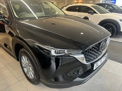 DL75YTB Mazda CX-5 2.0 e-Skyactiv G MHEV Centre-Line 5dr Thumbnail #14