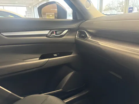DL75YTB Mazda CX-5 2.0 e-Skyactiv G MHEV Centre-Line 5dr Thumbnail #19