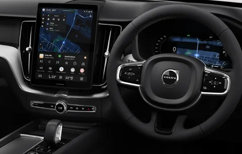  Volvo XC60 HYBRID T8 ULTRA BLACK EDITION Thumbnail #4