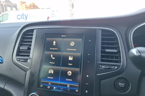 BF18MMK Renault Megane 1.6 TCE GT Nav 5dr Auto Thumbnail #35