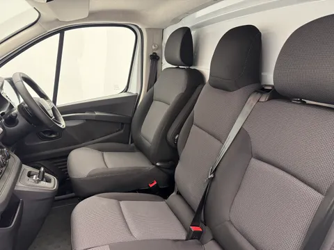 DL75WKM Renault Trafic SL30 Blue dCi 150 Advance [Safety] Van EAG9 Thumbnail #12