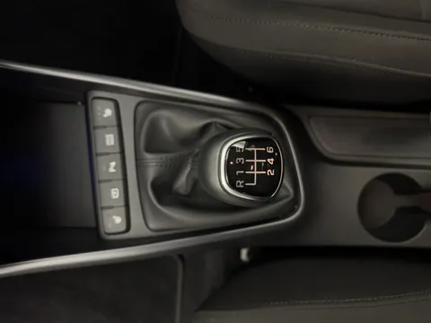 DW25HCL Hyundai i20 1.0T GDi Premium 5dr Thumbnail #15