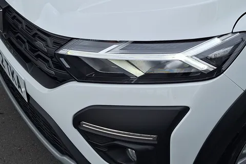 BD72TKA Dacia Sandero Stepway 1.0 TCe Bi-Fuel Comfort 5dr Thumbnail #14