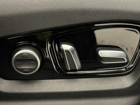 DE75VNP Jaecoo 7 1.5T SHS Luxury 5dr Auto Thumbnail #17