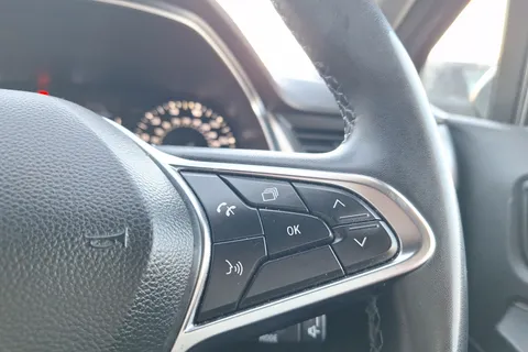 BG71TJU Renault Captur 1.0 TCE 90 SE Limited 5dr Thumbnail #30