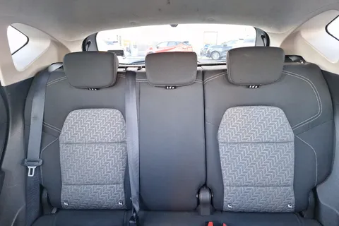 BG71TJU Renault Captur 1.0 TCE 90 SE Limited 5dr Thumbnail #10