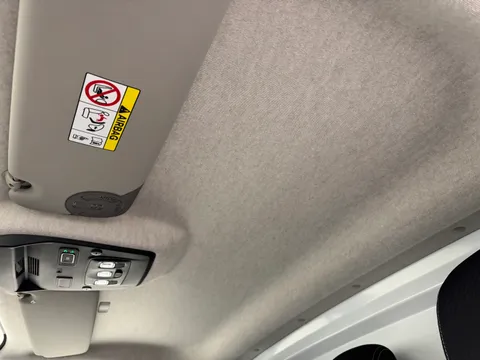 DL75WFV Renault Trafic SL30 Blue dCi 150 Extra [Safety] Van Thumbnail #13