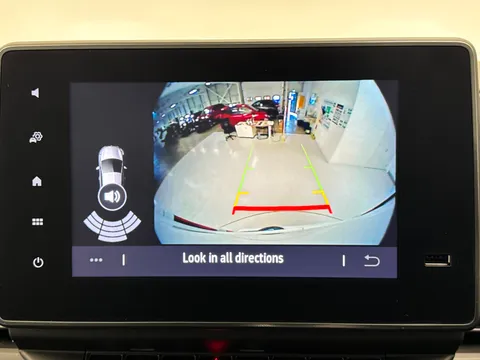 DL75WFV Renault Trafic SL30 Blue dCi 150 Extra [Safety] Van Thumbnail #21