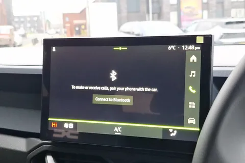 DL75UOP Dacia Duster 1.6 Hybrid 140 Journey 5dr Auto Thumbnail #20