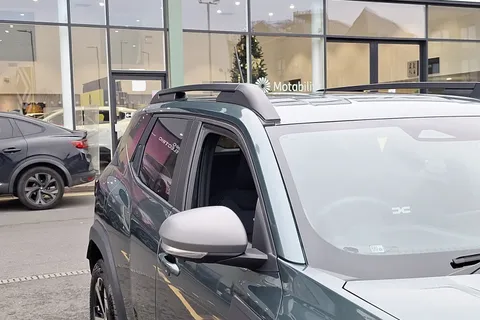 DL75UOP Dacia Duster 1.6 Hybrid 140 Journey 5dr Auto Thumbnail #29