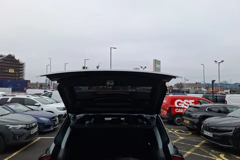 DL75UOP Dacia Duster 1.6 Hybrid 140 Journey 5dr Auto Thumbnail #41