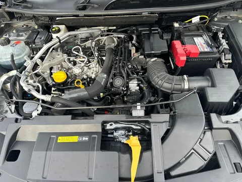 EA73KYR Nissan Qashqai 1.3 DiG-T MH 158 N-Connecta 5dr Xtronic Thumbnail #10