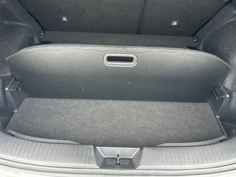 EA73KYR Nissan Qashqai 1.3 DiG-T MH 158 N-Connecta 5dr Xtronic Thumbnail #20