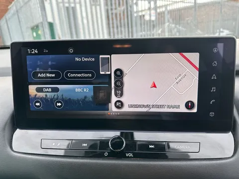 EA73KYR Nissan Qashqai 1.3 DiG-T MH 158 N-Connecta 5dr Xtronic Thumbnail #24