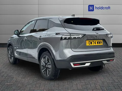 OW74WWH Nissan Qashqai 1.3 DiG-T MH Tekna 5dr Thumbnail #4