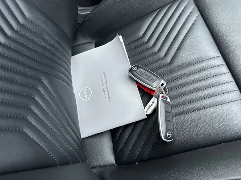 OW74DLY Nissan Juke 1.0 DiG-T Tekna 5dr Thumbnail #21