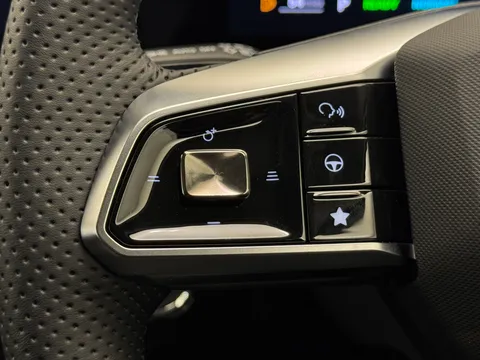 DL75VPU Mg Motor Uk Hs 1.5 T-GDI Hybrid+ Trophy 5dr Auto Thumbnail #22