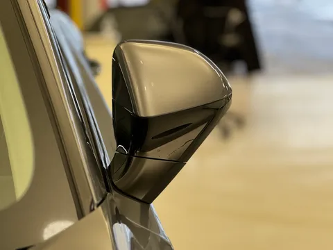 DL75VPU Mg Motor Uk Hs 1.5 T-GDI Hybrid+ Trophy 5dr Auto Thumbnail #32