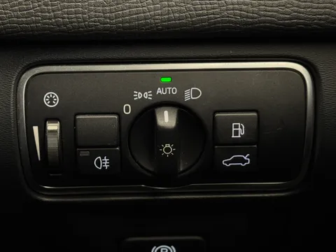 DA15VJU Volvo XC60 D4 [181] R DESIGN Lux 5dr Geartronic Thumbnail #32