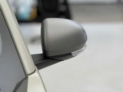 DL75UON Dacia Duster 1.6 Hybrid 140 Journey 5dr Auto Thumbnail #29