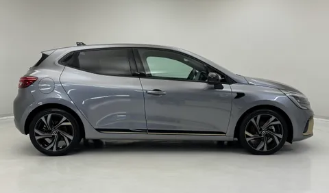 DS23YUX Renault Clio 1.6 E-TECH full hybrid 145 Engineered 5dr Auto Thumbnail #3