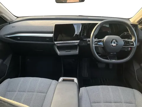 HV72UDJ Renault Megane E-Tech EV60 160kW Equilibre 60kWh Optimum Charge 5dr Auto Thumbnail #9