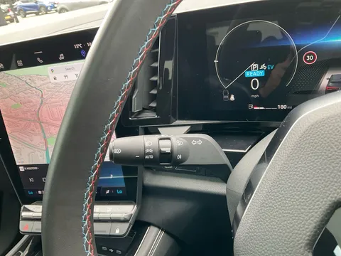 HN23XPG Renault Austral E-Tech FHEV Iconic Esprit Alpine 5dr Auto 4C Thumbnail #20