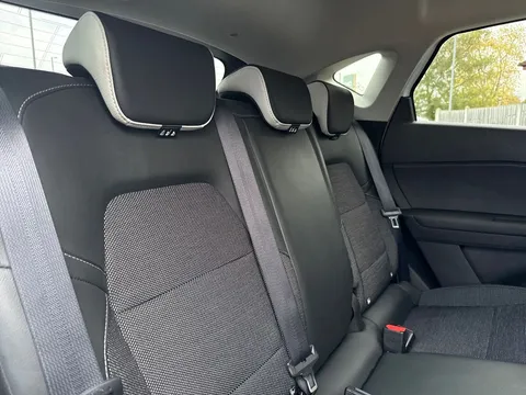 HN24VGP Renault Captur 1.0 TCE 90 Techno 5dr Thumbnail #14