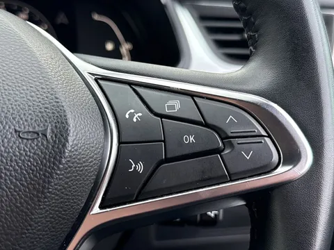 HN24VGP Renault Captur 1.0 TCE 90 Techno 5dr Thumbnail #17