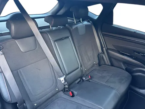 KF73WGO Hyundai Tucson 1.6 TGDi Plug-in Hybrid N Line S 5dr 4WD Auto Thumbnail #10