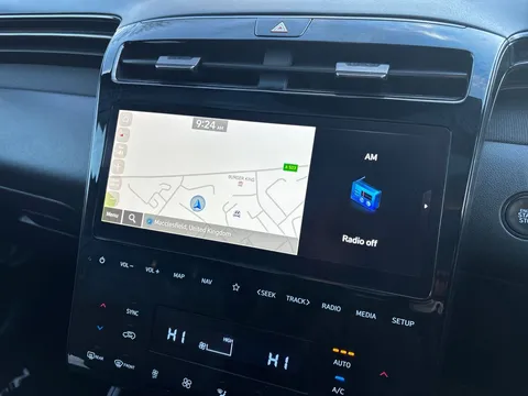 KF73WGO Hyundai Tucson 1.6 TGDi Plug-in Hybrid N Line S 5dr 4WD Auto Thumbnail #22