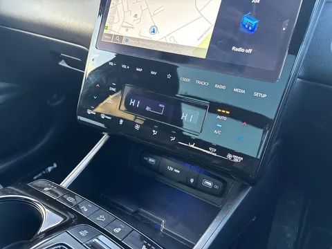 KF73WGO Hyundai Tucson 1.6 TGDi Plug-in Hybrid N Line S 5dr 4WD Auto Thumbnail #24