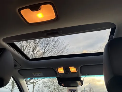 KF72VEX Hyundai Kona 1.6 GDi Hybrid Ultimate 5dr DCT Thumbnail #14